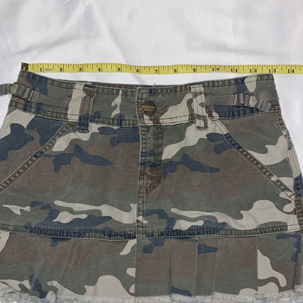 Vintage Camouflage Mini Skirt - Picture 6 of 8